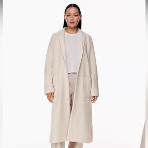 Aritzia luxe lounge shawl jacket 🧥 sz small